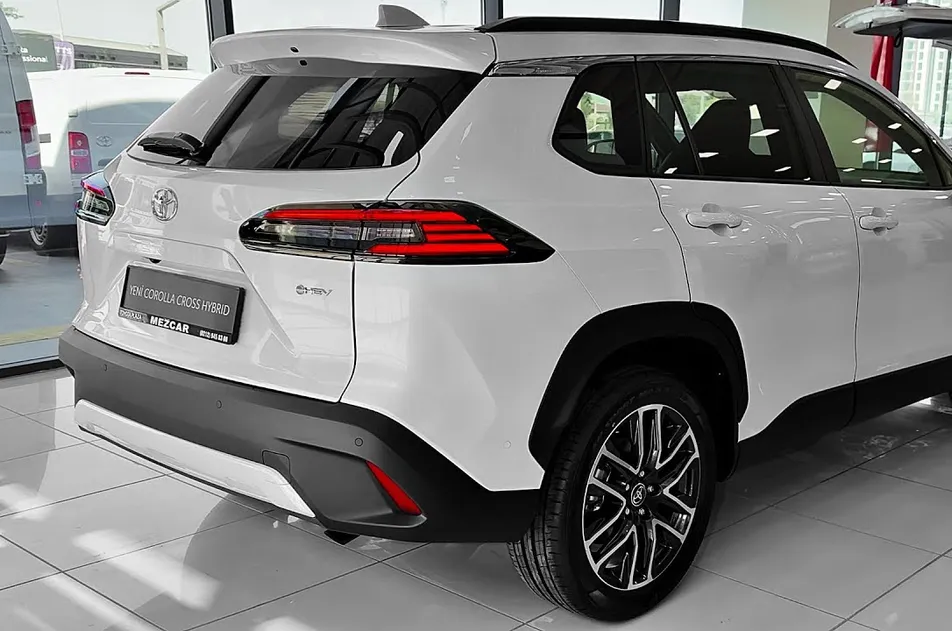 Toyota Corolla Cross Hybrid Z Package Price in Qatar 2026